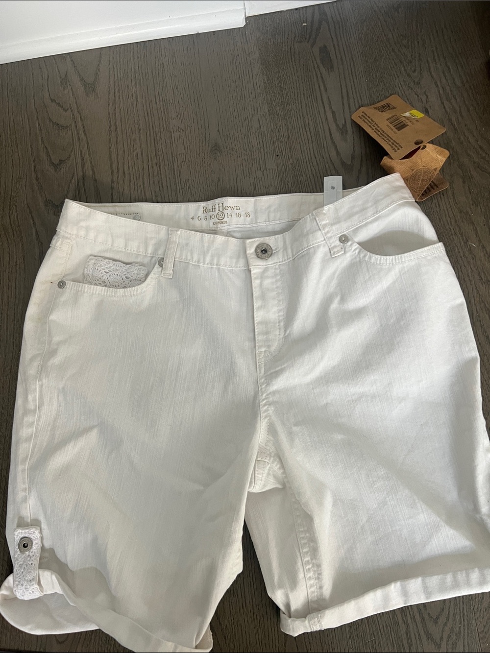 Women’s White Ruff Hewn Vintage inspired Short - Size 12- NWT